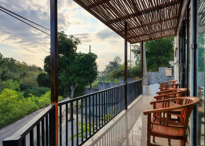 Astella Villa Toyapakeh