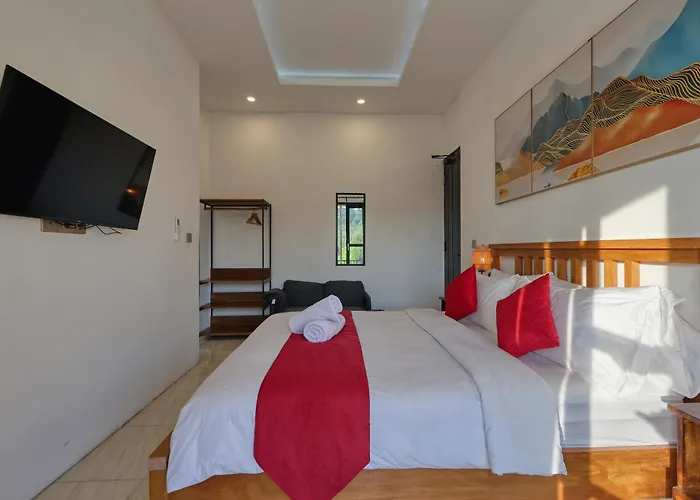 Astella Villa Toyapakeh
